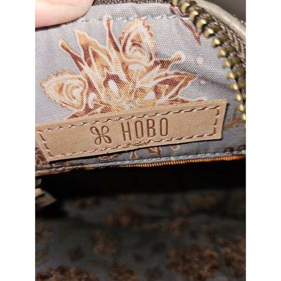 HOBO Fortune Large Smooth Hide Leather Shoulder Bag HANDBAG- $199 - Picture 14 of 14